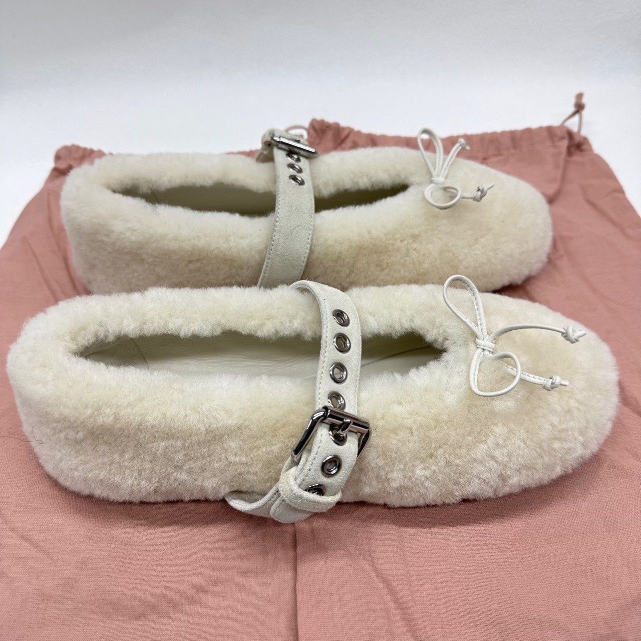 Miu Miu Miu Miu White Lowtop Sneakers us_5 Women Size US 5 / IT 35 - 4 Thumbnail