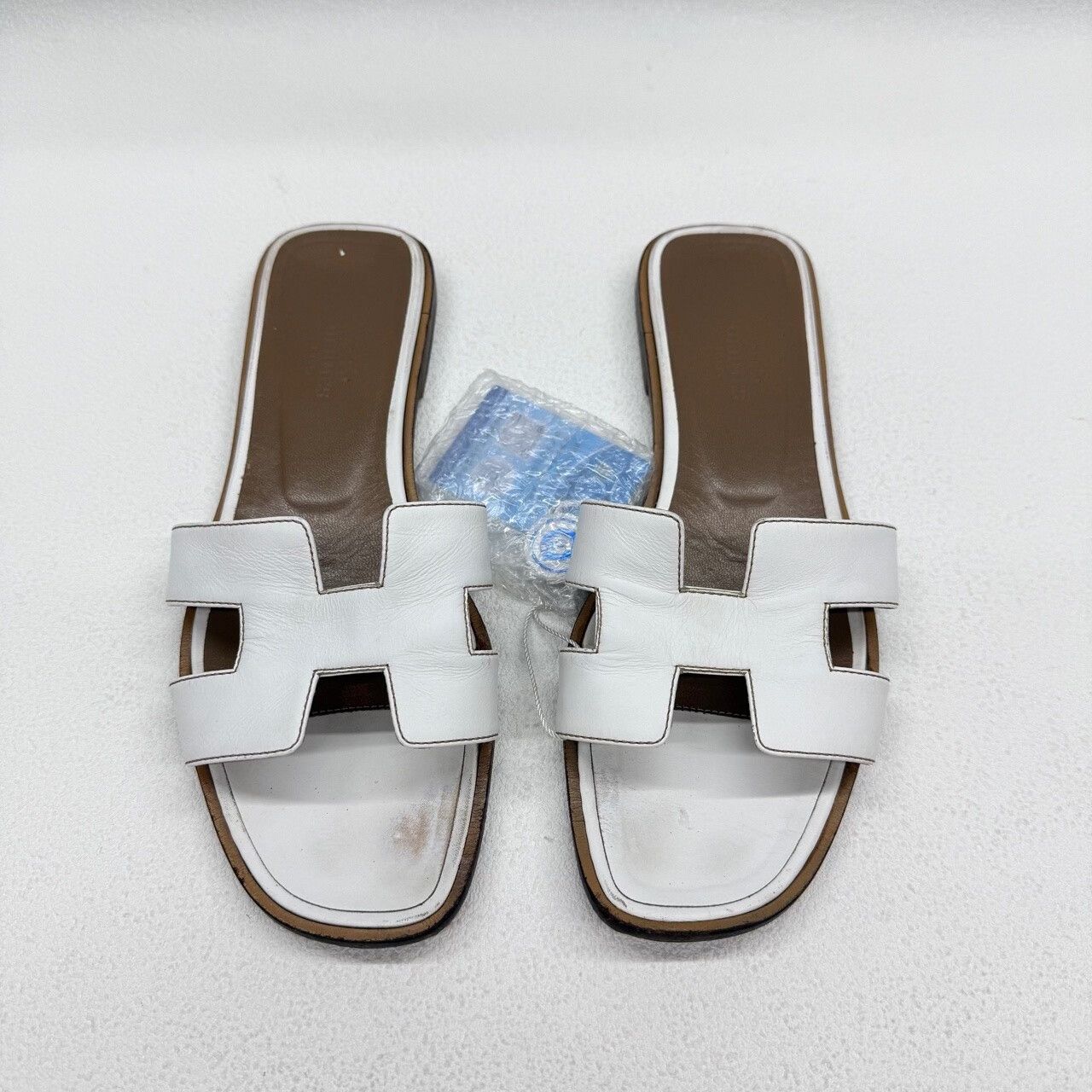 Hermes Hermes White Sandals us_6-5 Women Size US 6.5 / IT 36.5 - 2 Thumbnail