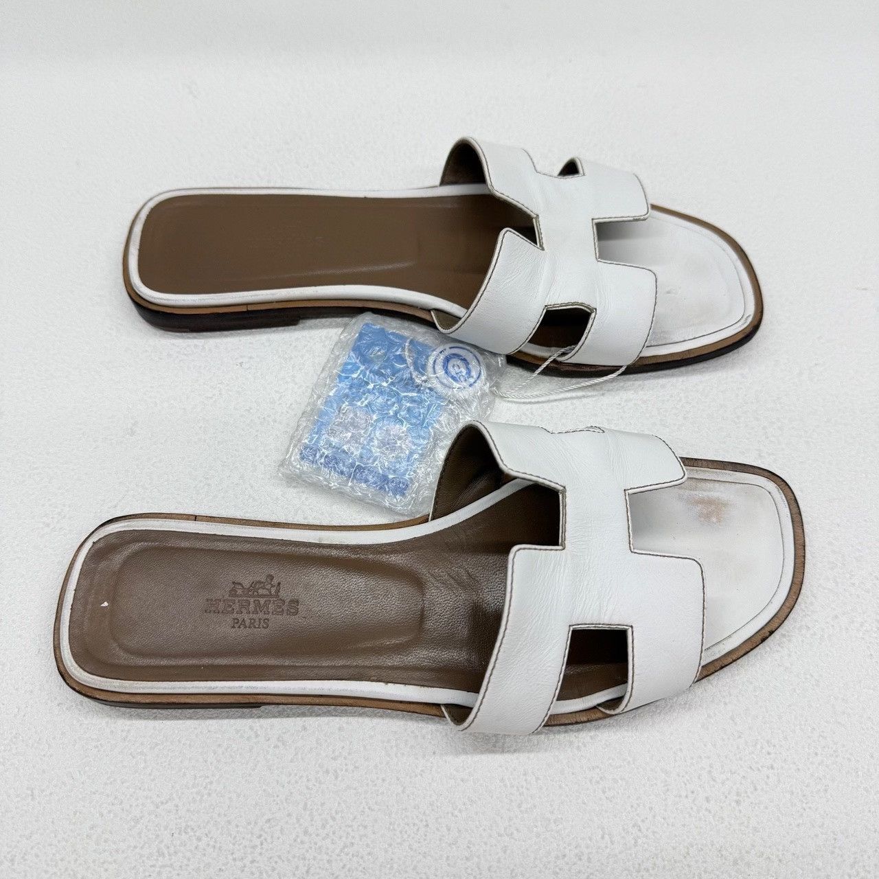 Hermes Hermes White Sandals us_6-5 Women Size US 6.5 / IT 36.5 - 4 Thumbnail