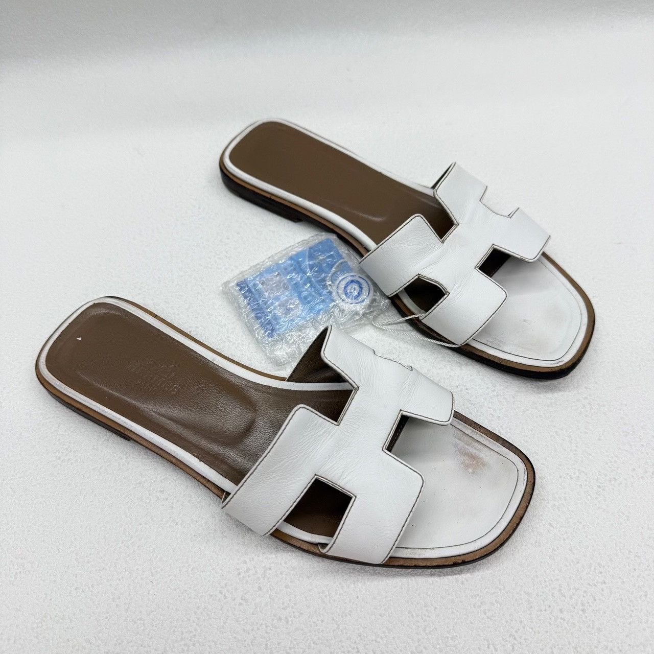 Hermes Hermes White Sandals us_6-5 Women Size US 6.5 / IT 36.5 - 3 Thumbnail