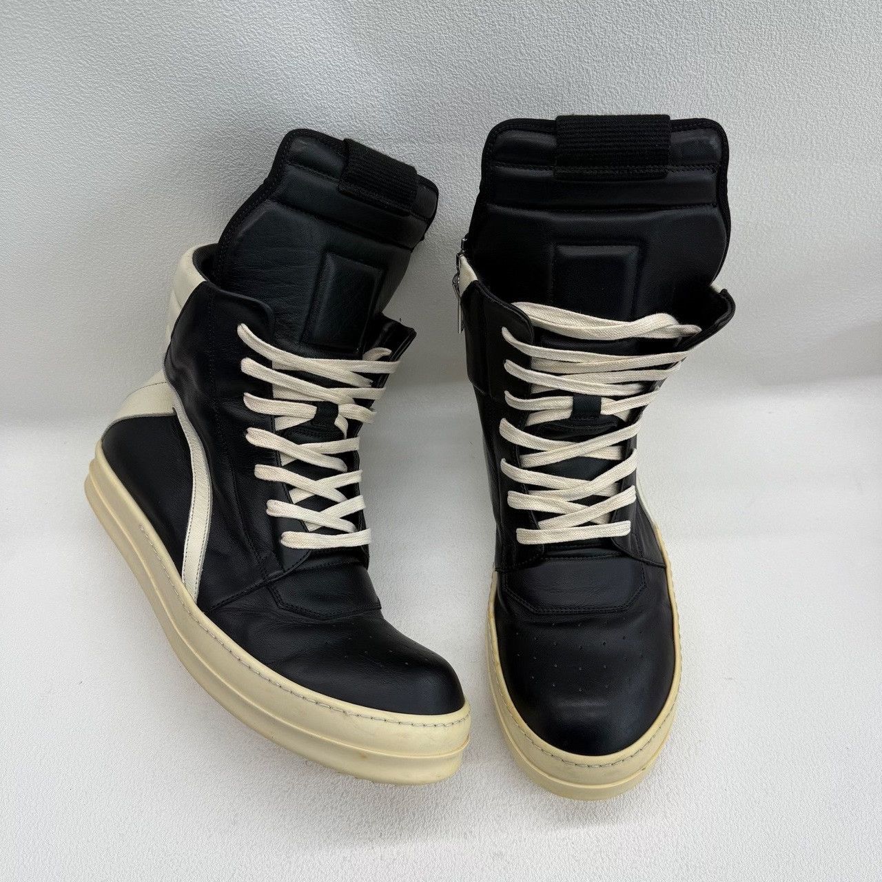 Rick Owens Rick Owens Black Hitop Sneakers 9.5 Men Size US 9.5 / EU 42-43 - 3 Thumbnail