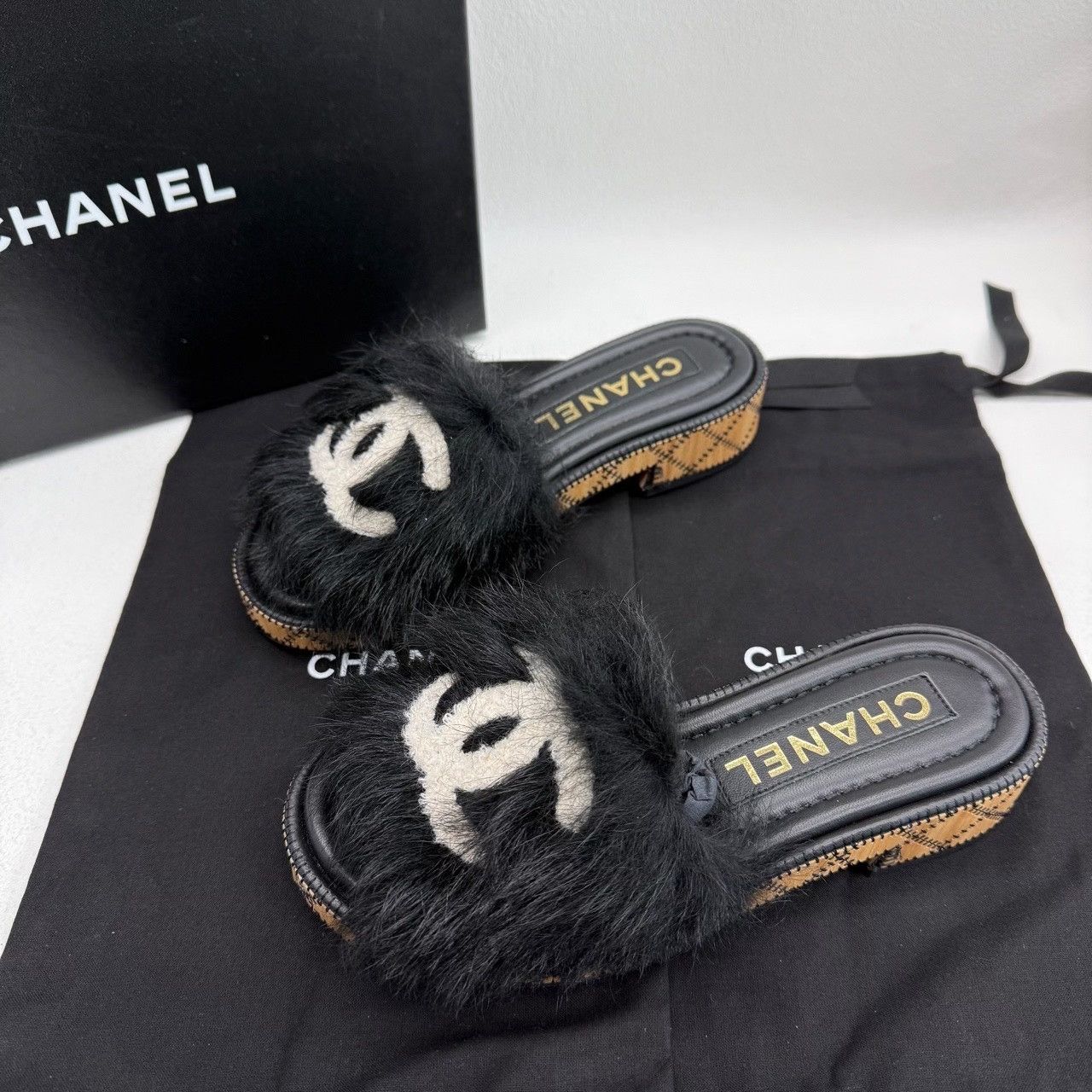Chanel Chanel Black Sandals us_5 Women Size US 5 / IT 35 - 2 Thumbnail