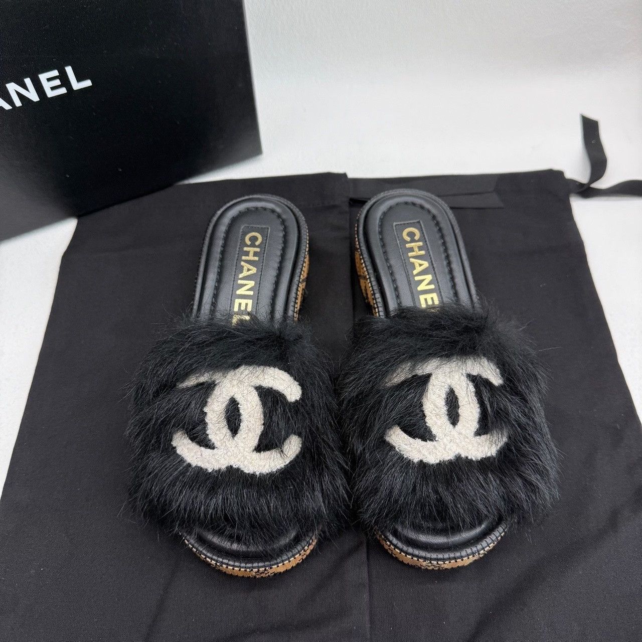 Chanel Chanel Black Sandals us_5 Women Size US 5 / IT 35 - 3 Thumbnail