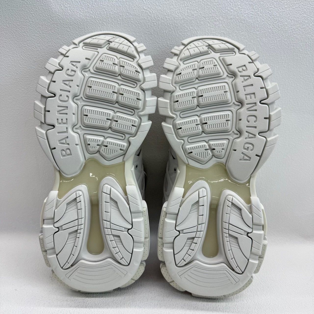 Balenciaga Balenciaga White Lowtop Sneakers 8.5 Men Size US 8.5 / EU 41-42 - 7 Thumbnail