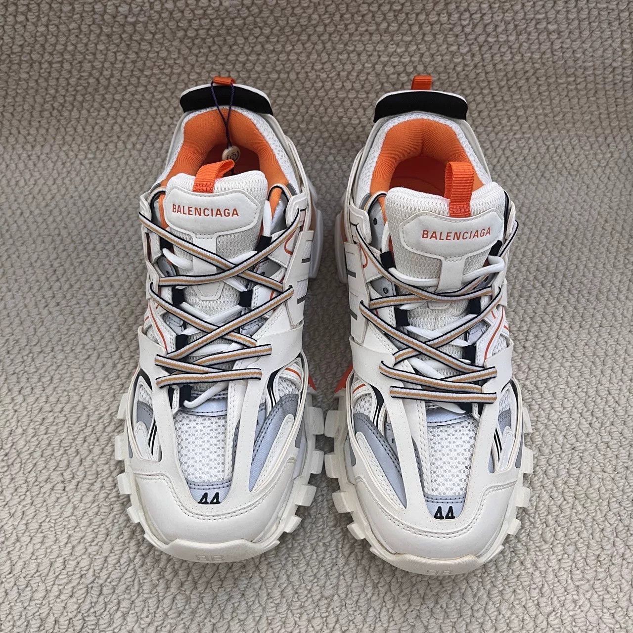Balenciaga Balenciaga Nylon White Lowtop Sneakers 10.5 Men Size US 10.5 / EU 43-44 - 2 Thumbnail