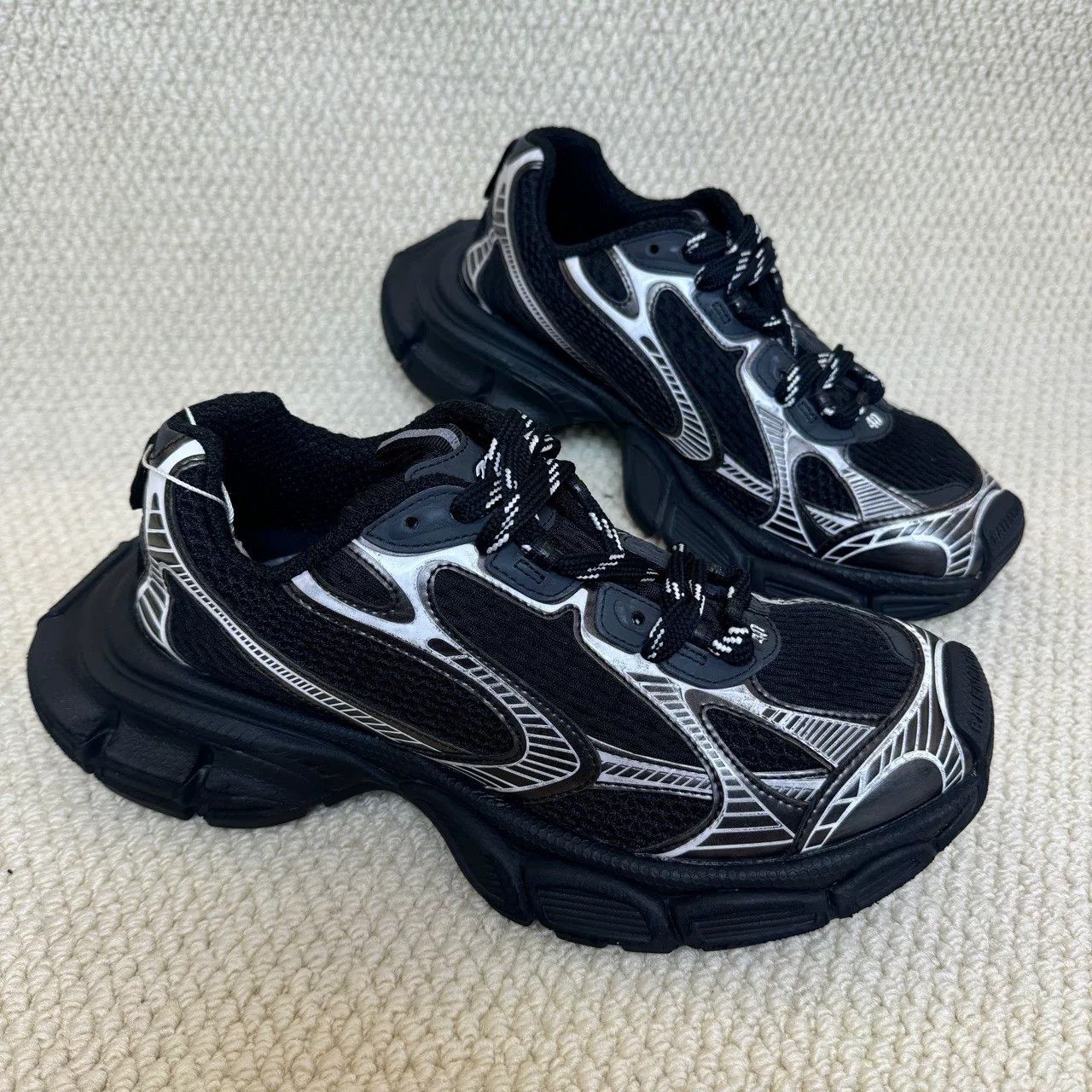 Balenciaga Balenciaga Mesh Black Lowtop Sneakers 7.5 Men Size US 7.5 / EU 40-41 - 3 Thumbnail