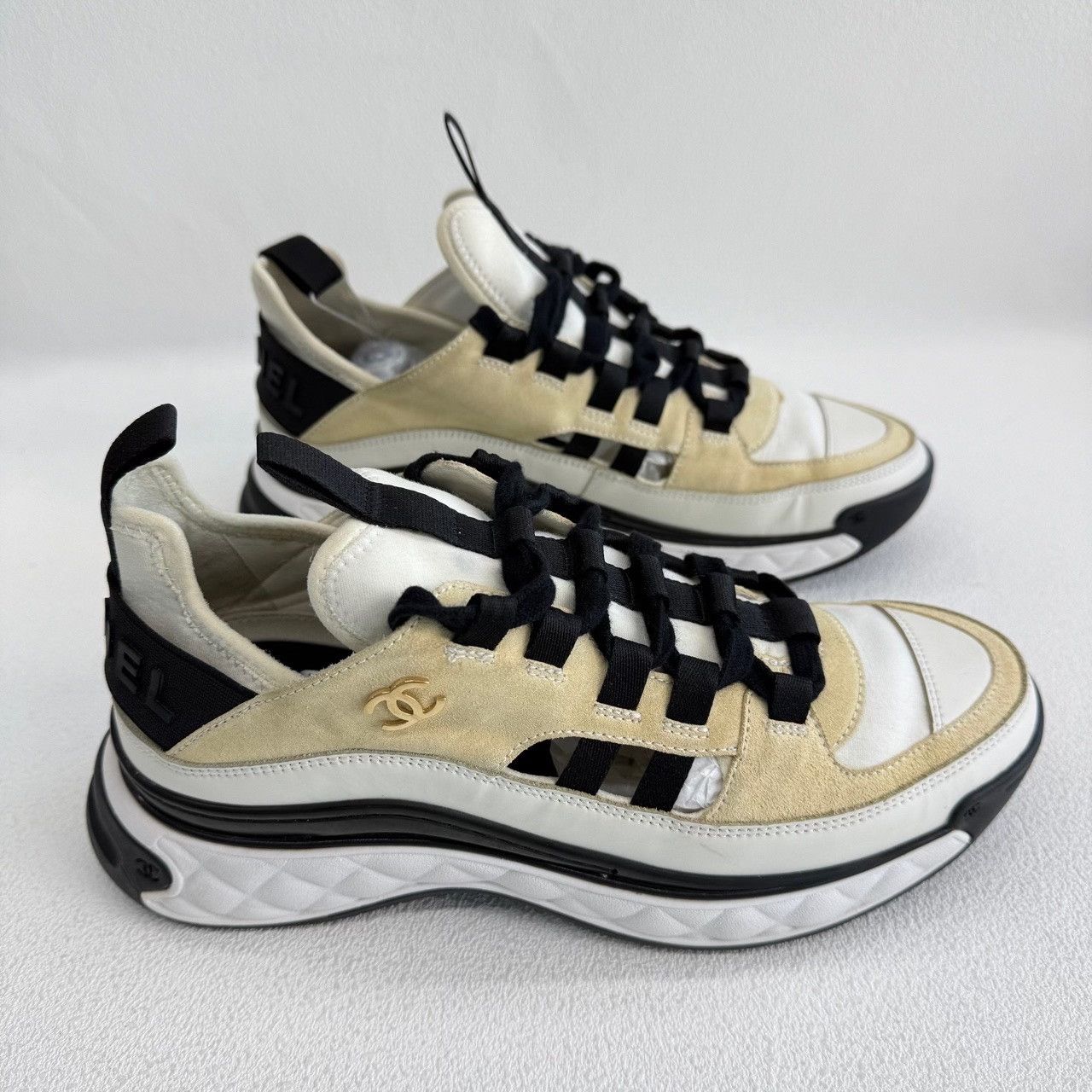 Chanel Chanel Black Lowtop Sneakers us_7-5 Women Size US 7.5 / IT 37.5 - 6 Thumbnail