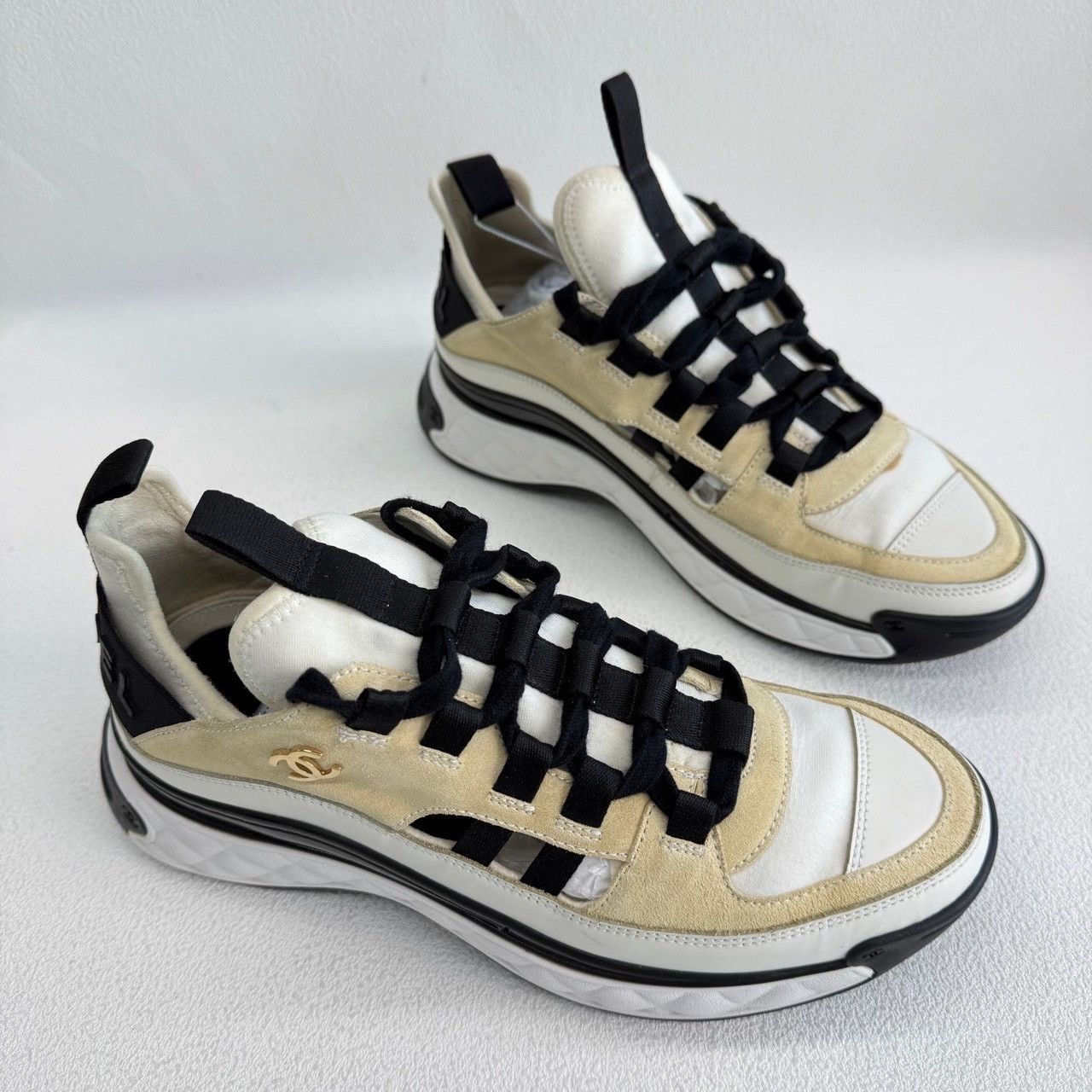 Chanel Chanel Black Lowtop Sneakers us_7-5 Women Size US 7.5 / IT 37.5 - 3 Thumbnail