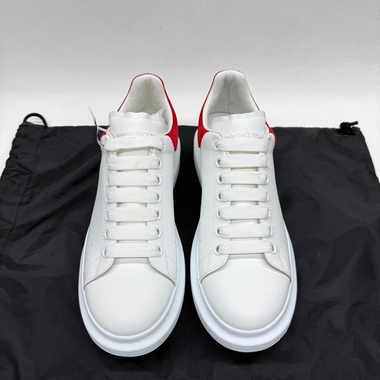 Alexander McQueen Alexander McQueen White Lowtop Sneakers 9 Men Size US 9 / EU 42 - 2 Thumbnail
