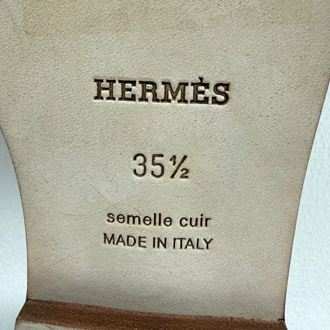 Hermes Hermes White Sandals us_5 Women Size US 5 / IT 35 - 7 Thumbnail