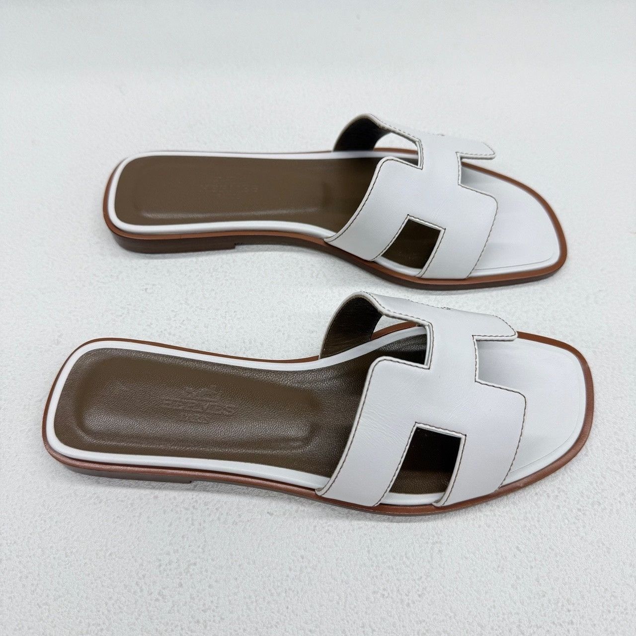 Hermes Hermes White Sandals us_5 Women Size US 5 / IT 35 - 4 Thumbnail