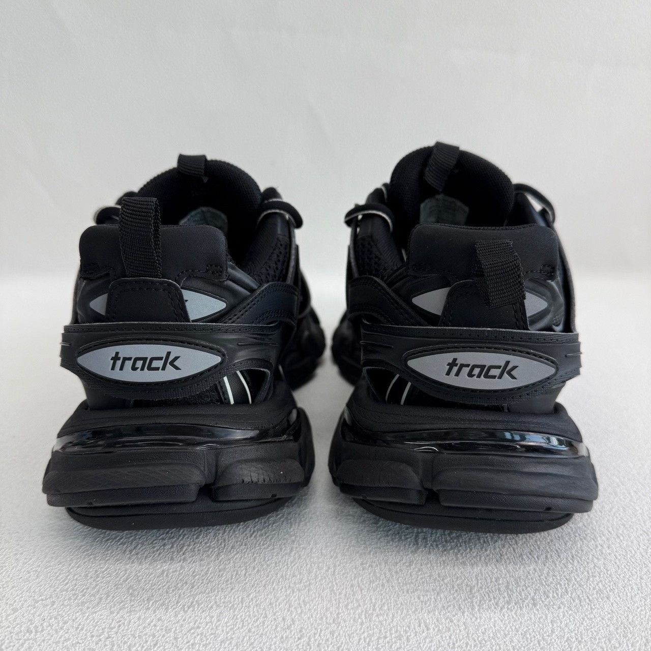 Balenciaga Balenciaga Black Lowtop Sneakers us_7-5 Women Size US 7.5 / IT 37.5 - 4 Thumbnail