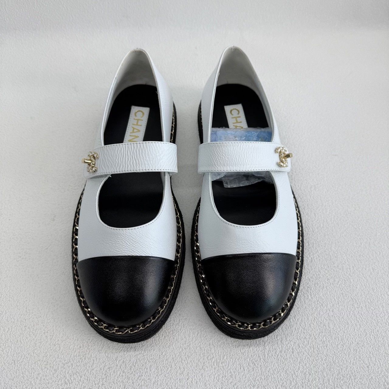 Chanel Chanel White Sandals us_6-5 Women Size US 6.5 / IT 36.5 - 3 Thumbnail