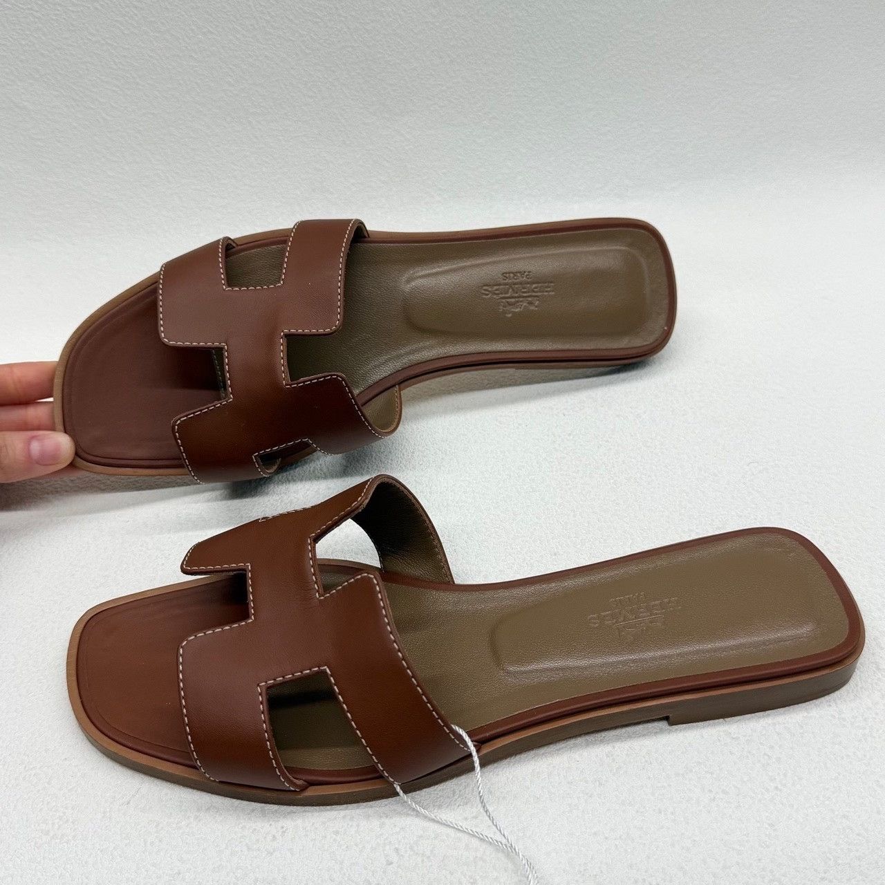 Hermes Hermes Brown Sandals us_7-5 Women Size US 7.5 / IT 37.5 - 7 Thumbnail