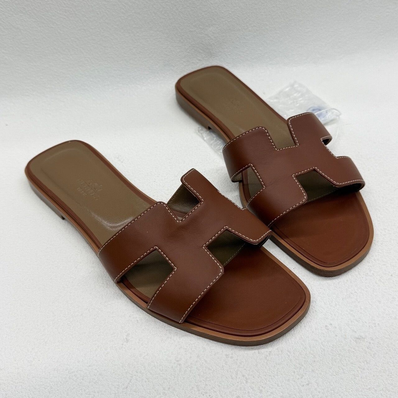 Hermes Hermes Brown Sandals us_7-5 Women Size US 7.5 / IT 37.5 - 6 Thumbnail