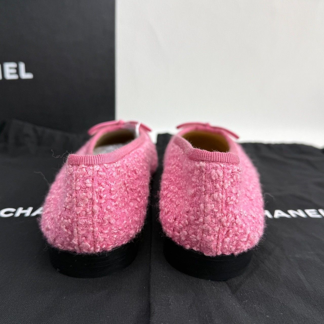 Chanel Chanel Wool Pink Lowtop Sneakers us_5 Women Size US 5 / IT 35 - 5 Thumbnail