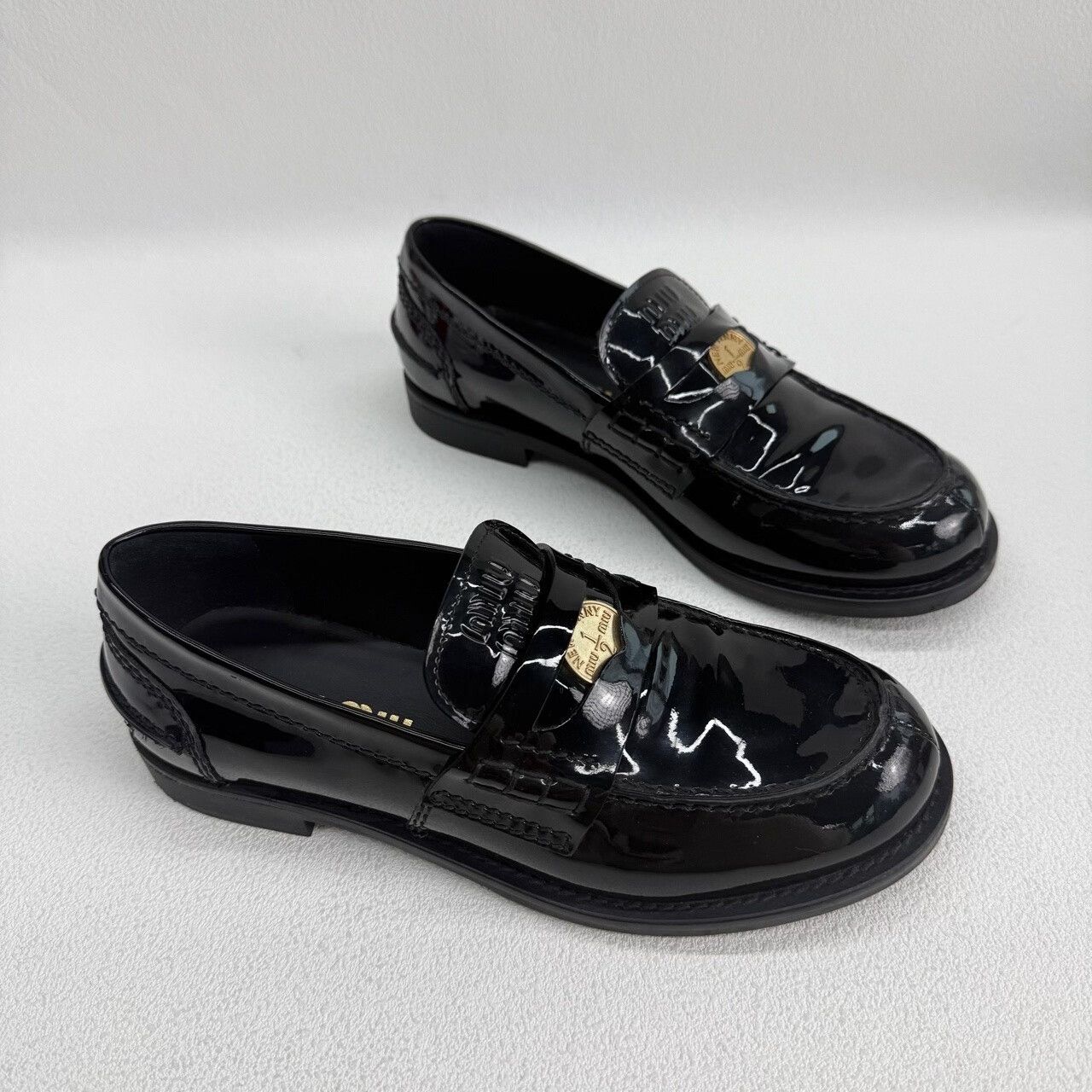 Miu Miu Miu Miu Patent Black Lowtop Sneakers us_6 Women Size US 6 / IT 36 - 3 Thumbnail
