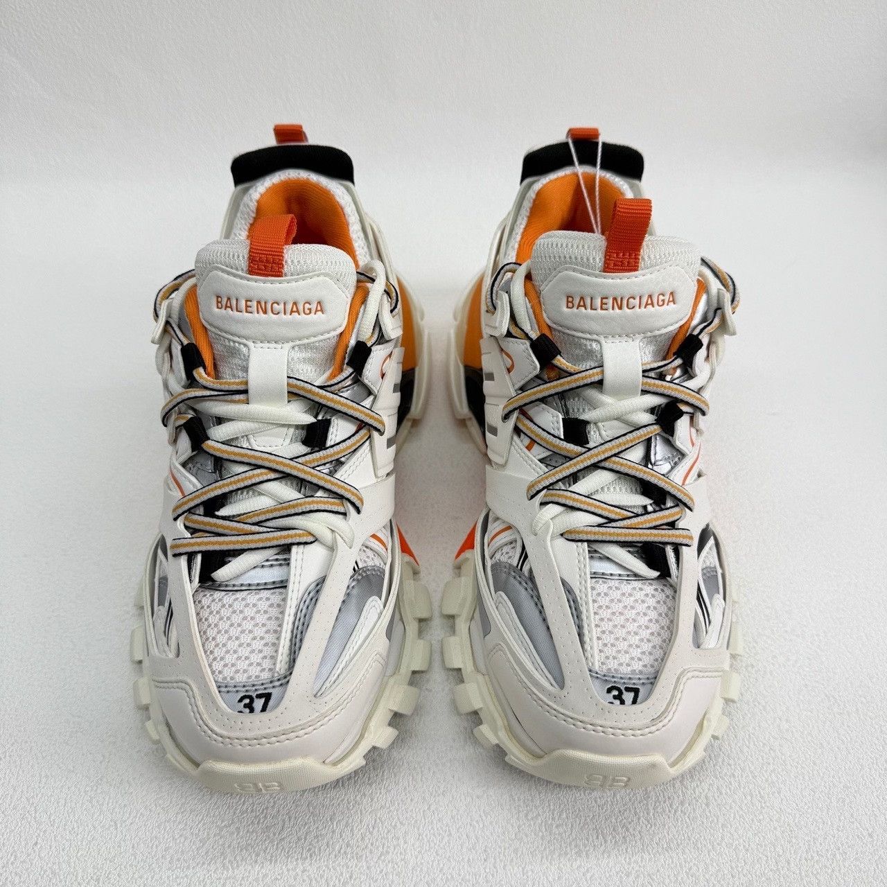 Balenciaga Balenciaga Distressed White Lowtop Sneakers us_6-5 Women Size US 6.5 / IT 36.5 - 2 Thumbnail