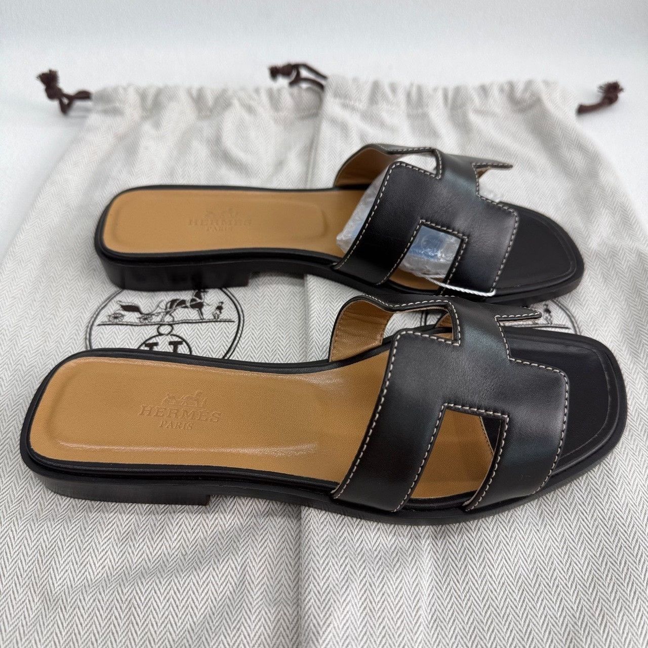 Hermes Hermes Leather Black Sandals us_4 Women Size US 4 / IT 34 - 5 Thumbnail