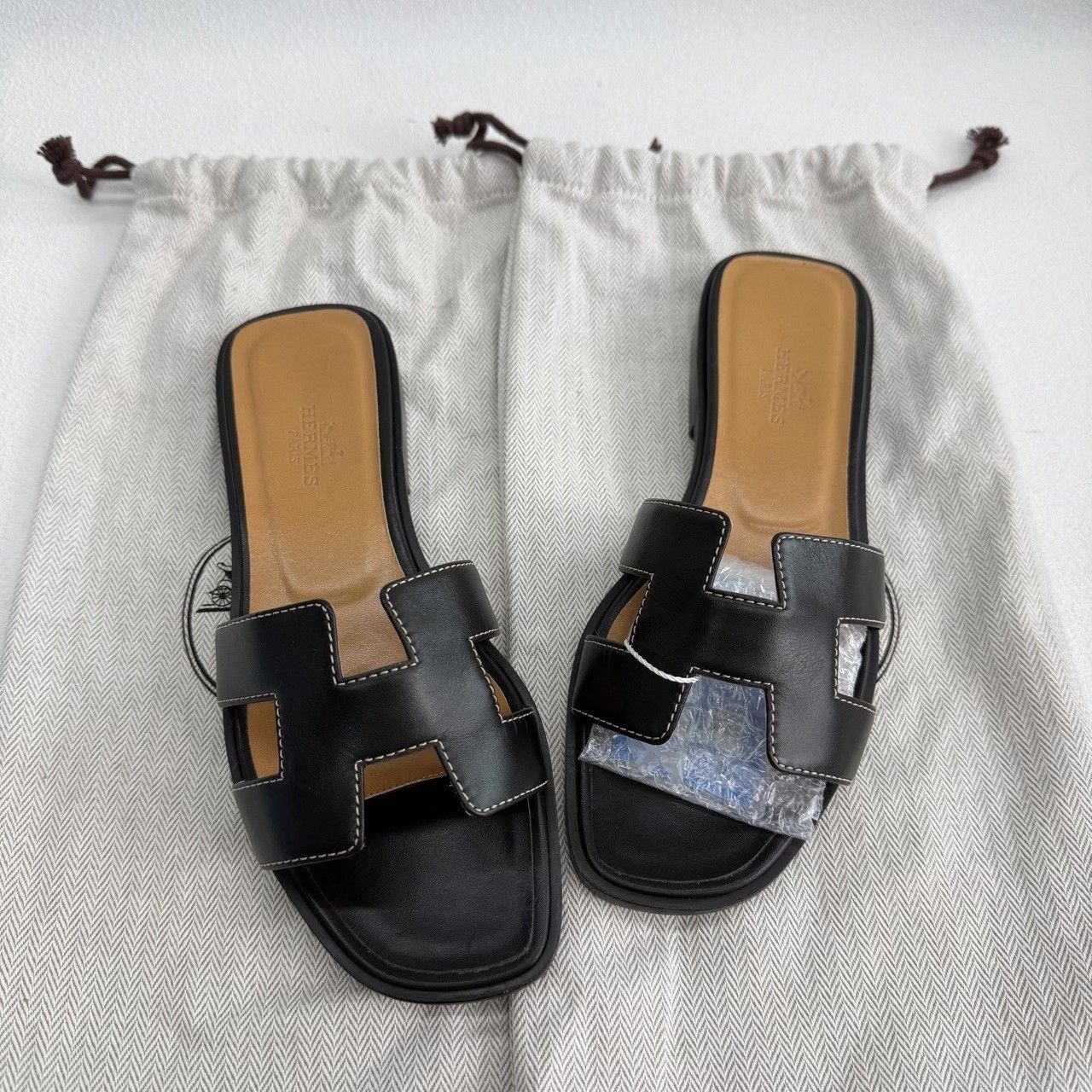 Hermes Hermes Leather Black Sandals us_4 Women Size US 4 / IT 34 - 7 Thumbnail