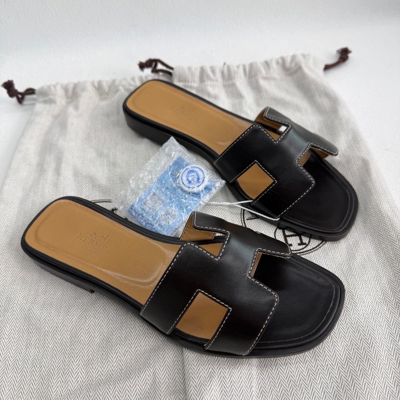 Hermes Hermes Leather Black Sandals us_4 Women Size US 4 / IT 34 - 3 Thumbnail