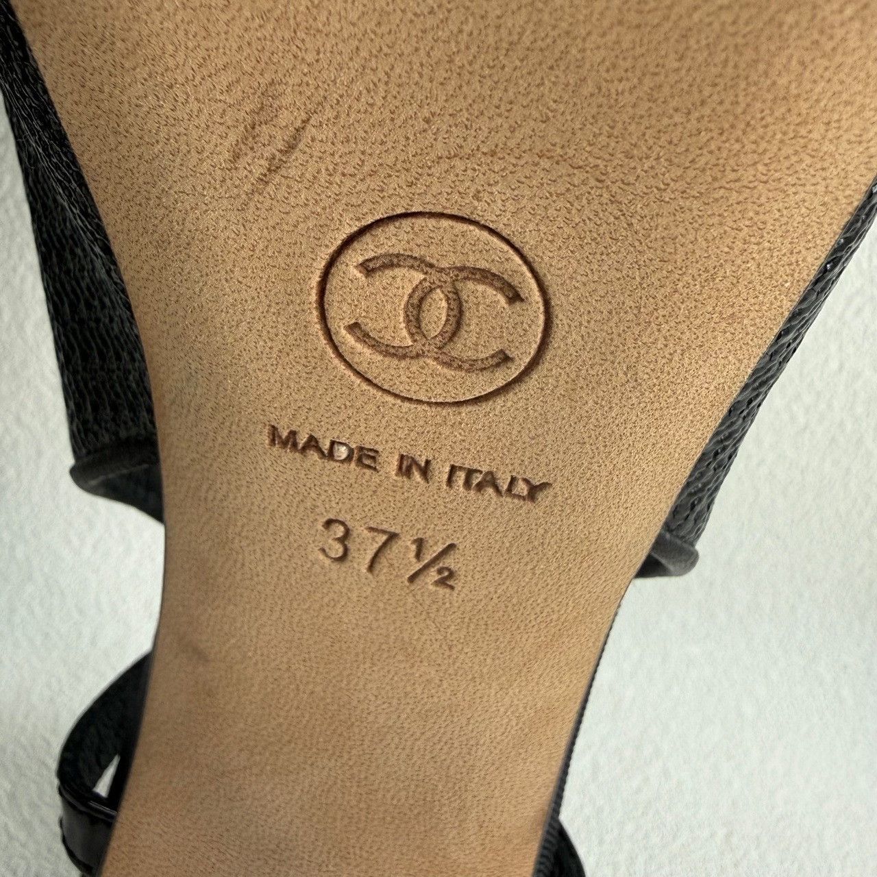 Chanel Chanel Knit Gold Sandals us_6-5 Women Size US 6.5 / IT 36.5 - 7 Thumbnail