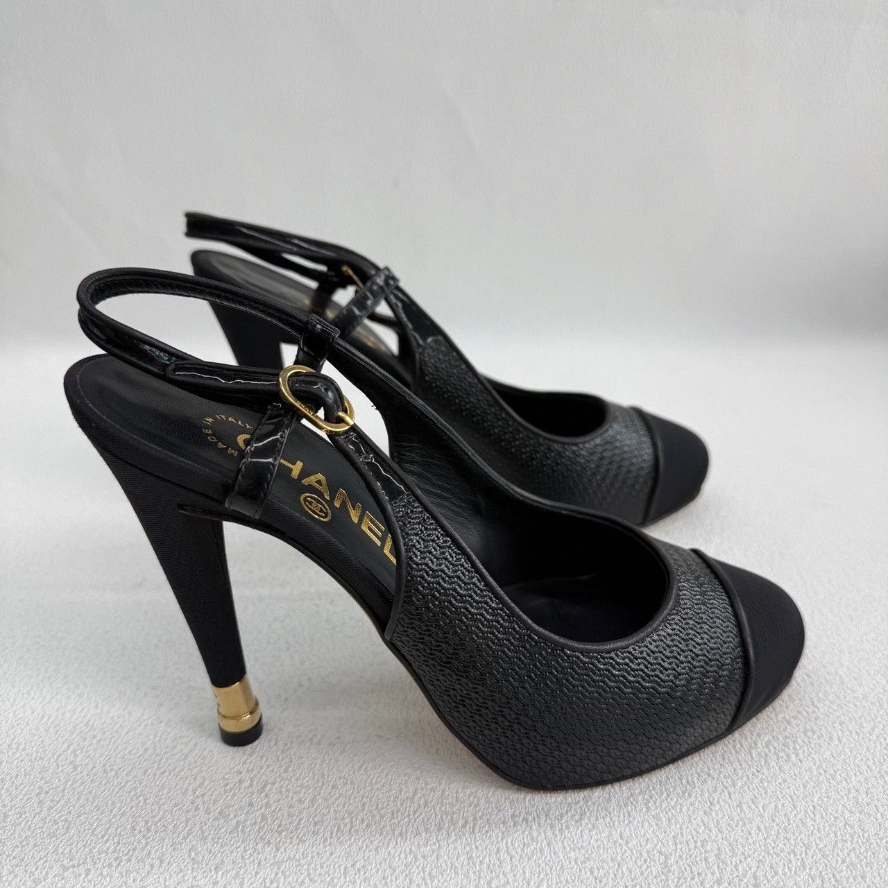 Chanel Chanel Knit Gold Sandals us_6-5 Women Size US 6.5 / IT 36.5 - 5 Thumbnail