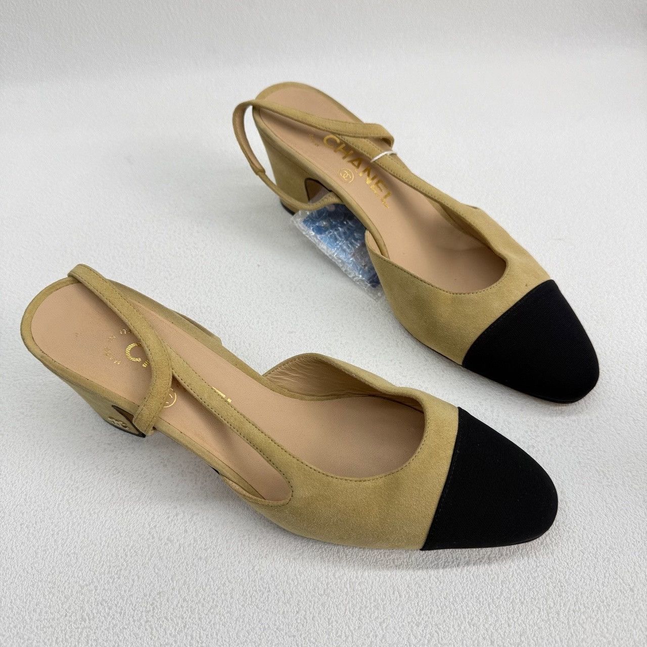 Chanel Chanel Beige Sandals us_6-5 Women Size US 6.5 / IT 36.5 - 3 Thumbnail