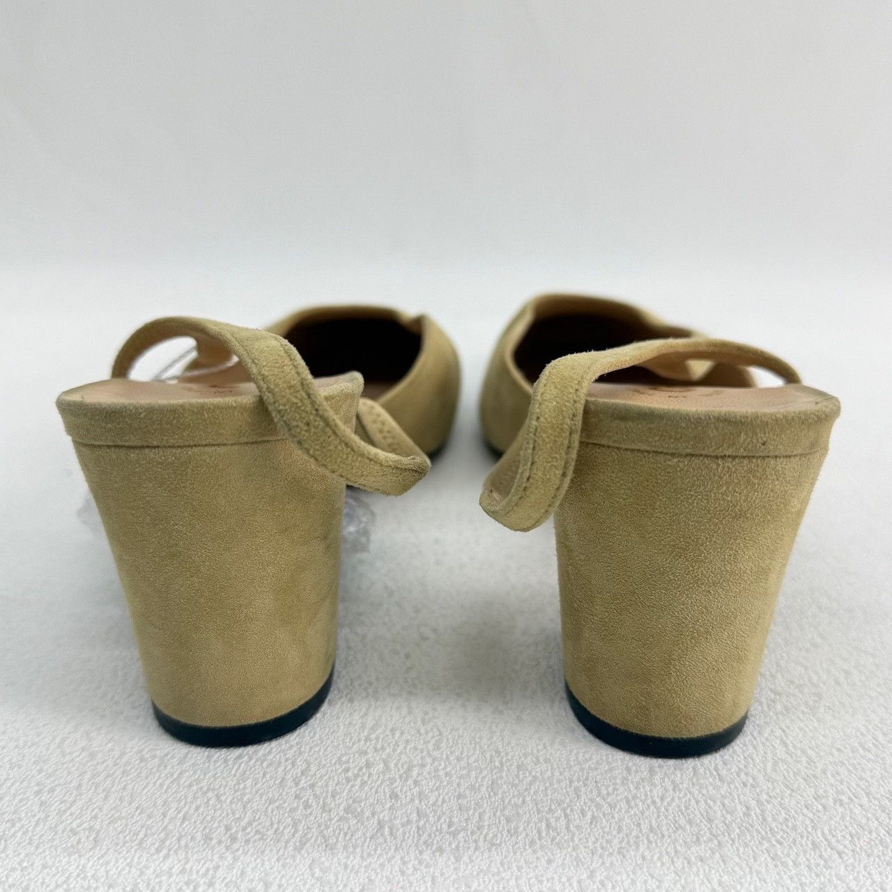 Chanel Chanel Beige Sandals us_6-5 Women Size US 6.5 / IT 36.5 - 4 Thumbnail