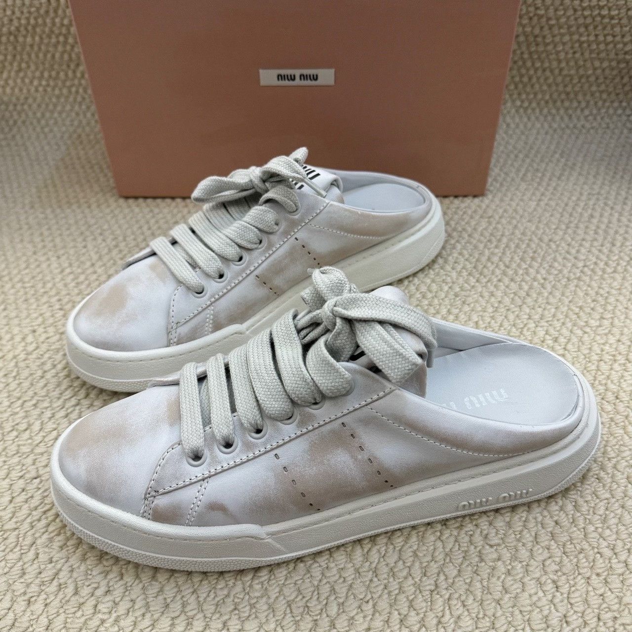 Miu Miu Miu Miu Lowtop Sneakers us_8-5 Women Size US 8.5 / IT 38.5 - 5 Thumbnail