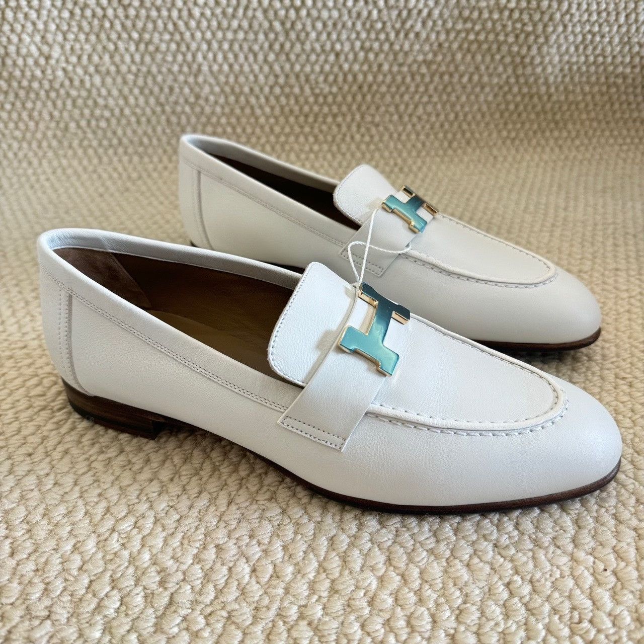 Hermes Hermes White Lowtop Sneakers us_6 Women Size US 6 / IT 36 - 4 Thumbnail
