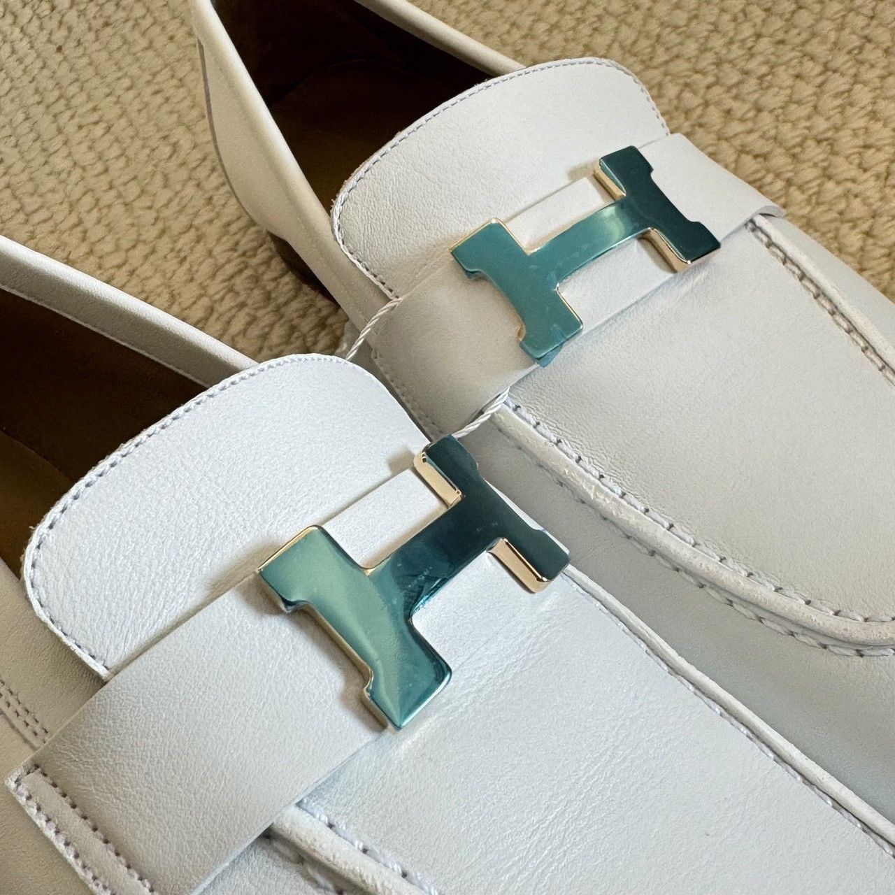 Hermes Hermes White Lowtop Sneakers us_6 Women Size US 6 / IT 36 - 7 Thumbnail