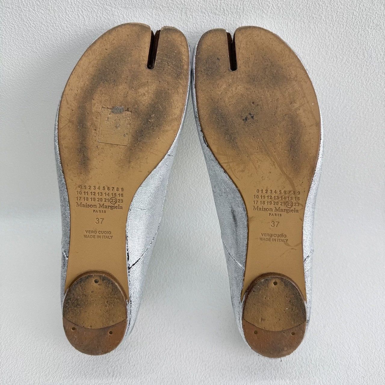 Maison Margiela Maison Margiela Silver Lowtop Sneakers us_6-5 Women Size US 6.5 / IT 36.5 - 6 Thumbnail