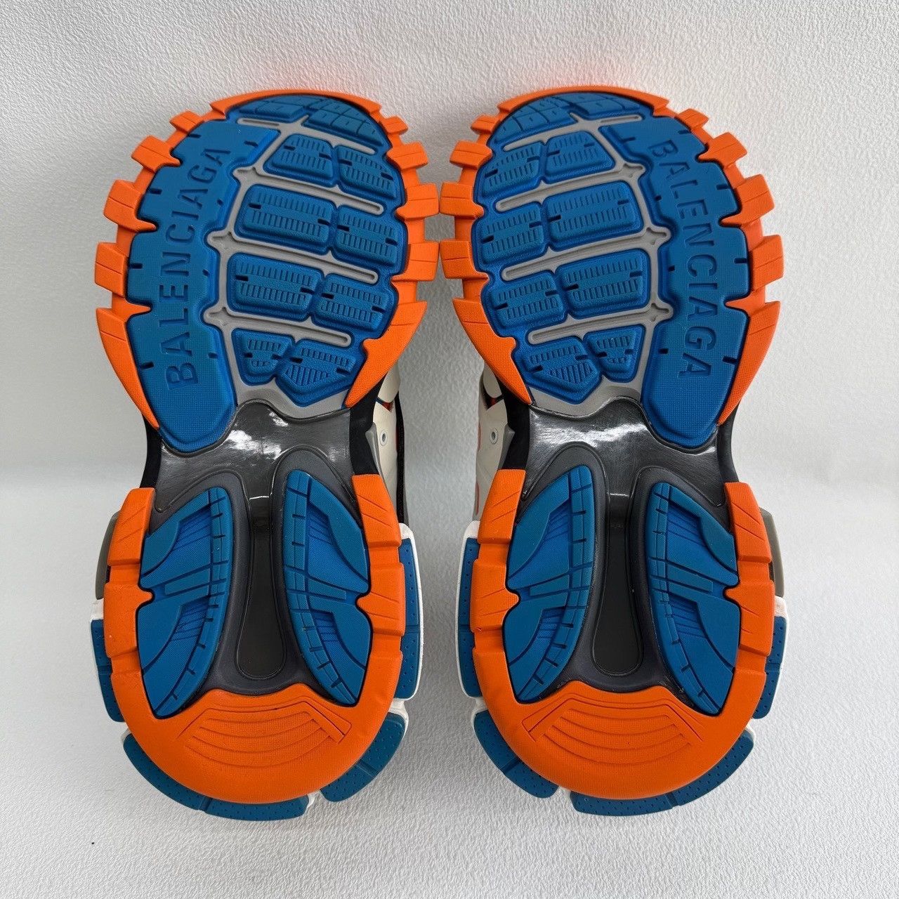 Balenciaga Balenciaga Multi Lowtop Sneakers 9 Men Size US 9 / EU 42 - 7 Thumbnail