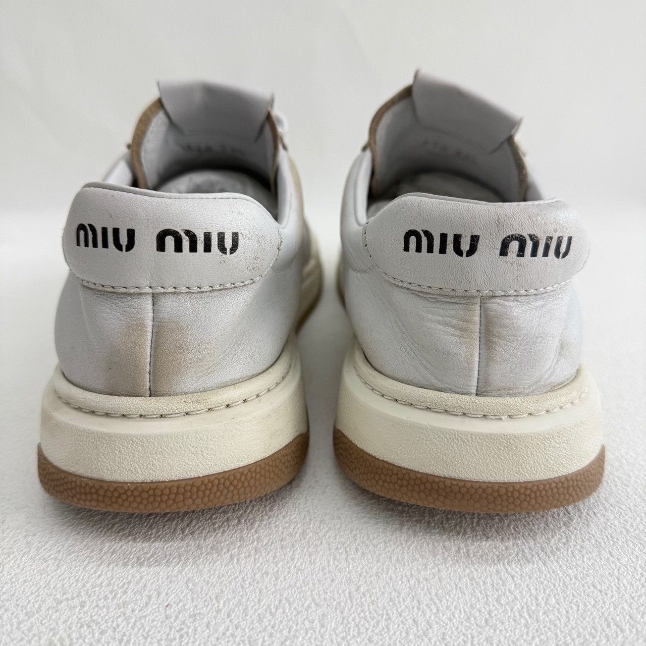 Miu Miu Miu Miu Leather White Lowtop Sneakers us_7-5 Women Size US 7.5 / IT 37.5 - 3 Thumbnail