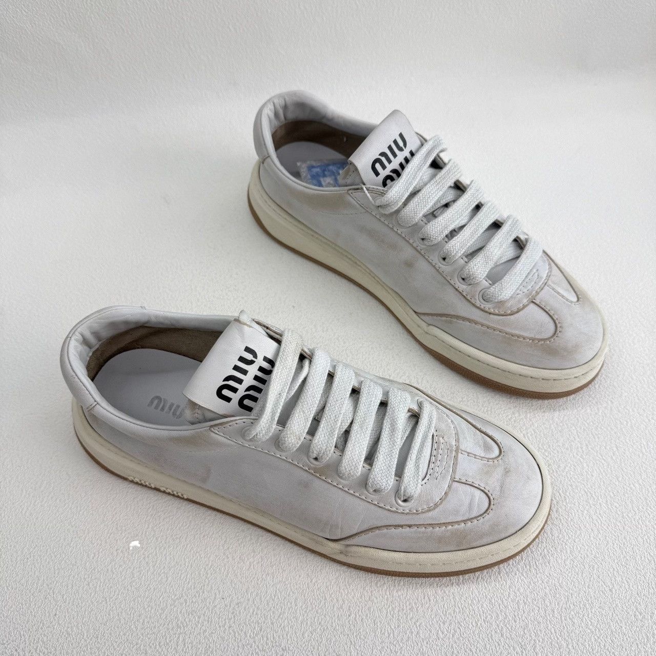Miu Miu Miu Miu Leather White Lowtop Sneakers us_7-5 Women Size US 7.5 / IT 37.5 - 2 Thumbnail