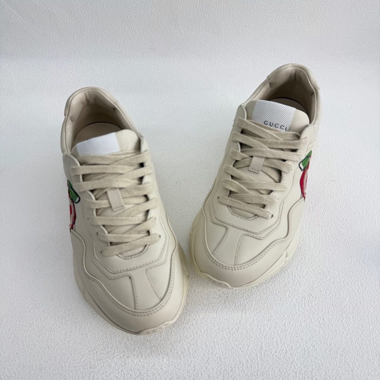 Gucci Gucci White Lowtop Sneakers us_5 Women Size US 5 / IT 35 - 9 Thumbnail