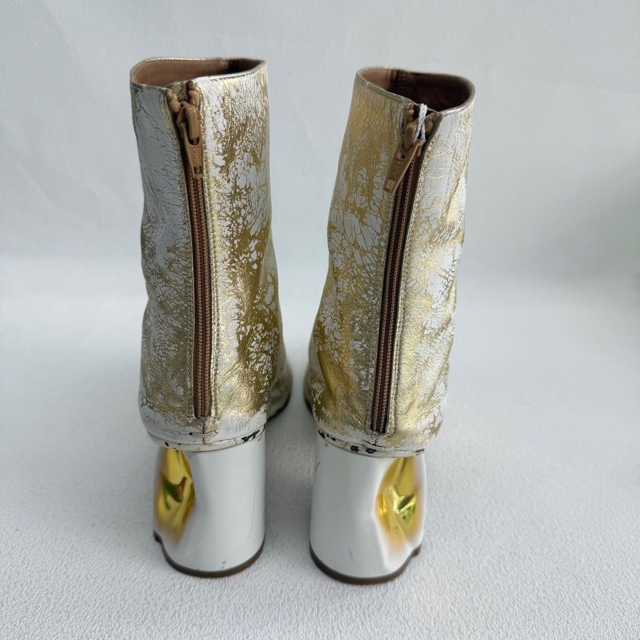 Maison Margiela Maison Margiela White Boots us_6-5 Women Size US 6.5 / IT 36.5 - 8 Thumbnail