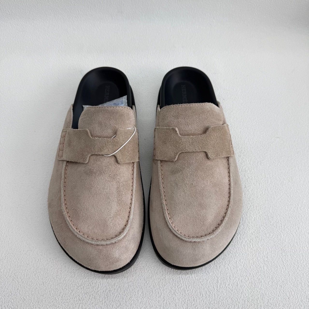 Hermes Hermes Suede Brown Lowtop Sneakers us_8 Women Size US 8 / IT 38 - 2 Thumbnail