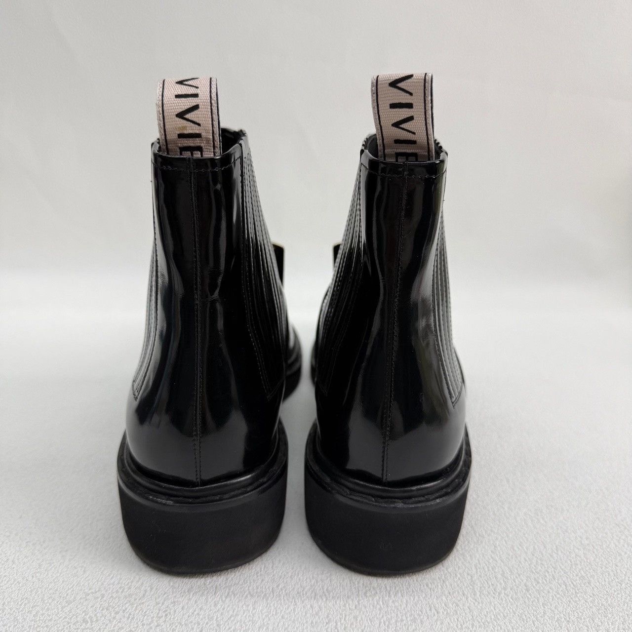 Roger Vivier Roger Vivier Retro Black Boots us_6-5 Women Size US 6.5 / IT 36.5 - 4 Thumbnail