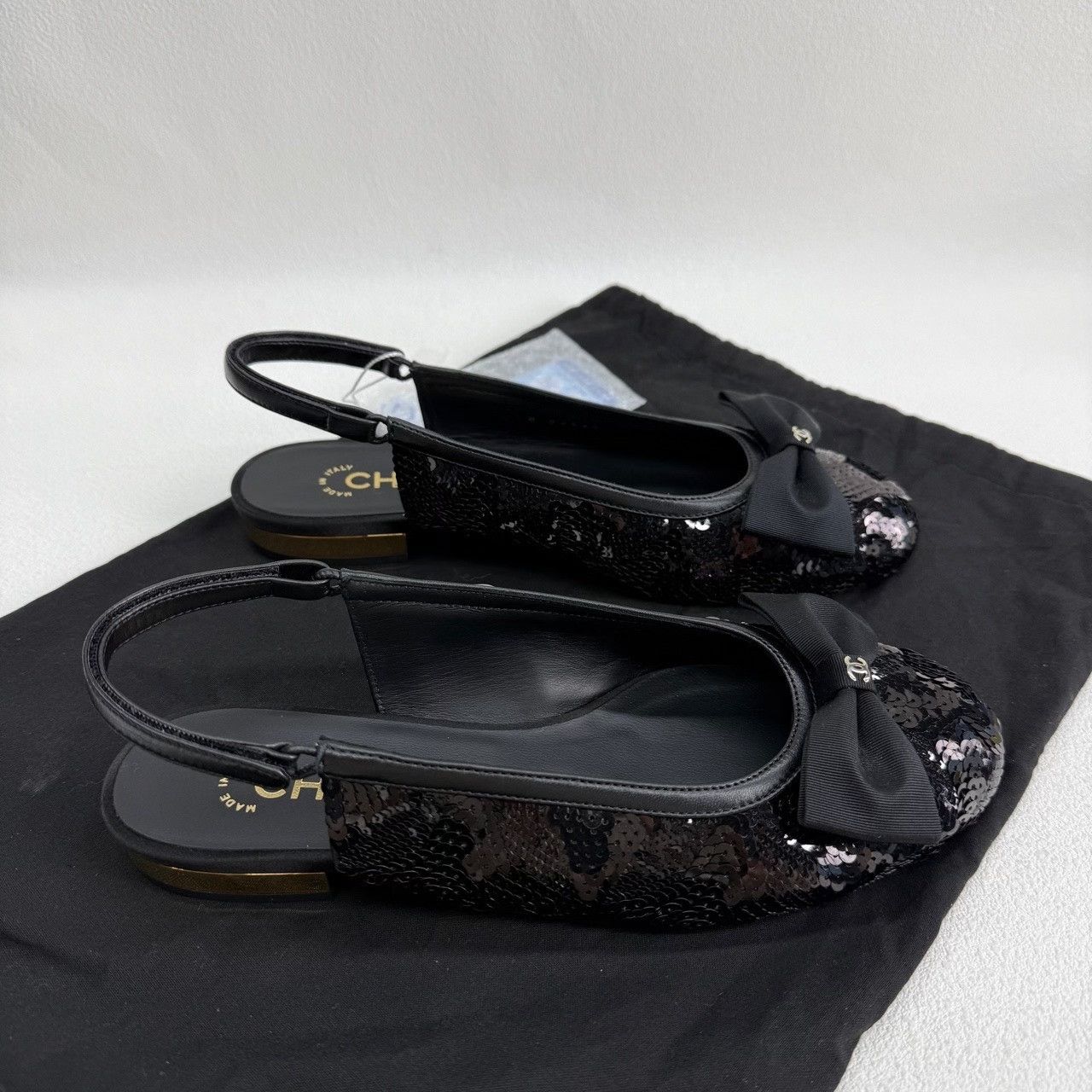 Chanel Chanel Black Lowtop Sneakers us_5 Women Size US 5 / IT 35 - 5 Thumbnail