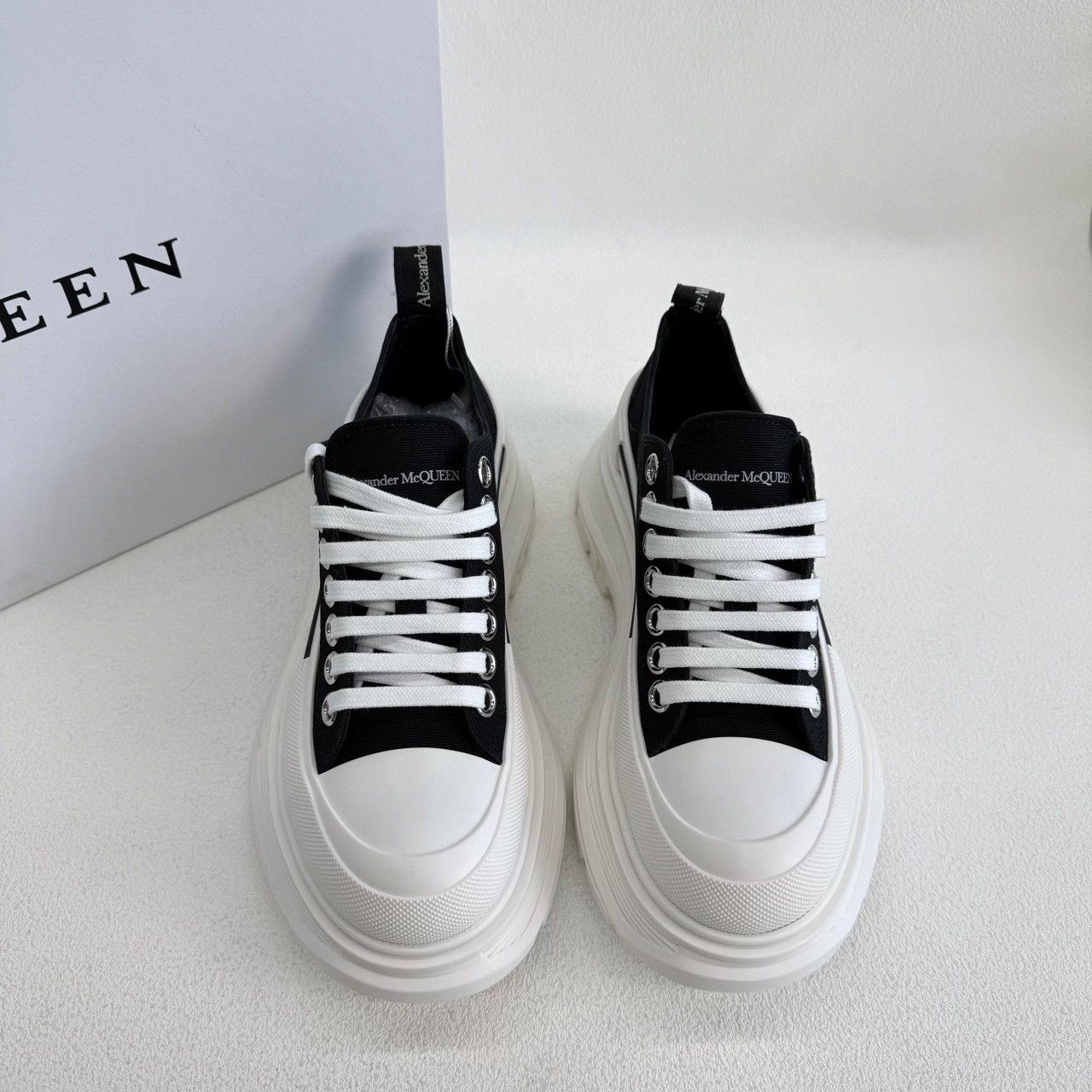 Alexander McQueen Alexander McQueen Black Boots us_6 Women Size US 6 / IT 36 - 3 Thumbnail