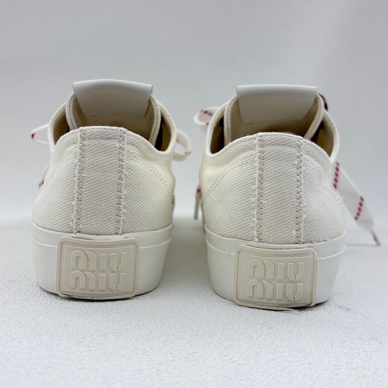 Miu Miu Miu Miu Casual White Lowtop Sneakers us_6 Women Size US 6 / IT 36 - 4 Thumbnail