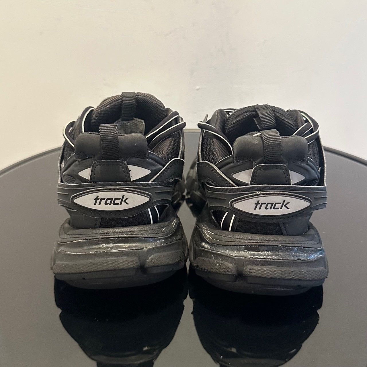 Balenciaga Balenciaga Black Lowtop Sneakers us_6 Women Size US 6 / IT 36 - 3 Thumbnail