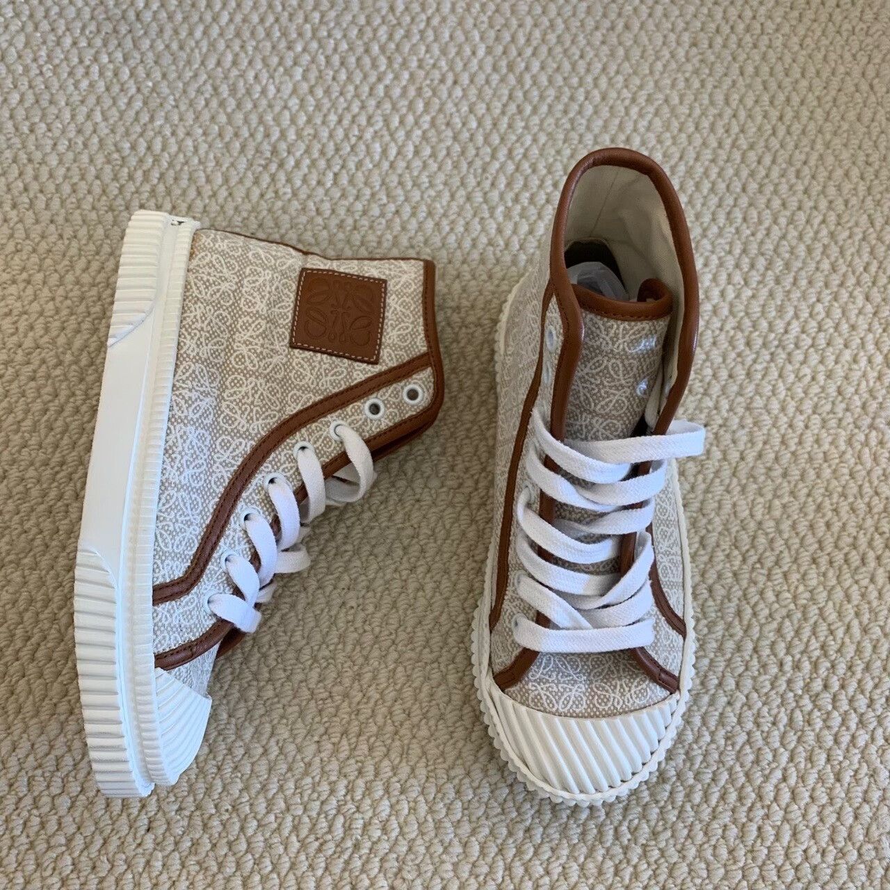 Loewe Loewe Brown Hitop Sneakers us_5 Women Size US 5 / IT 35 - 8 Thumbnail