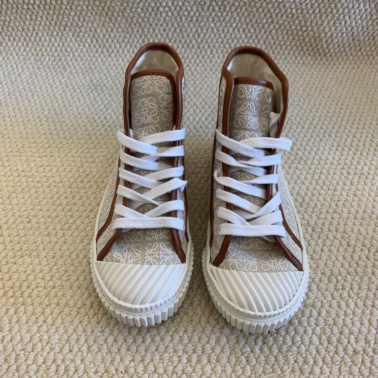 Loewe Loewe Brown Hitop Sneakers us_5 Women Size US 5 / IT 35 - 2 Thumbnail