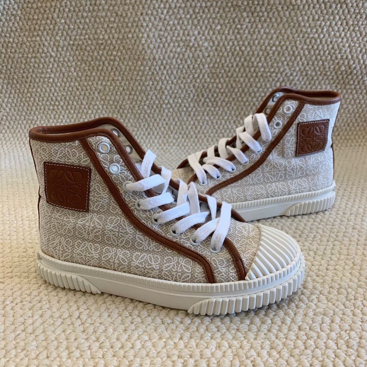 Loewe Loewe Brown Hitop Sneakers us_5 Women Size US 5 / IT 35 - 7 Thumbnail