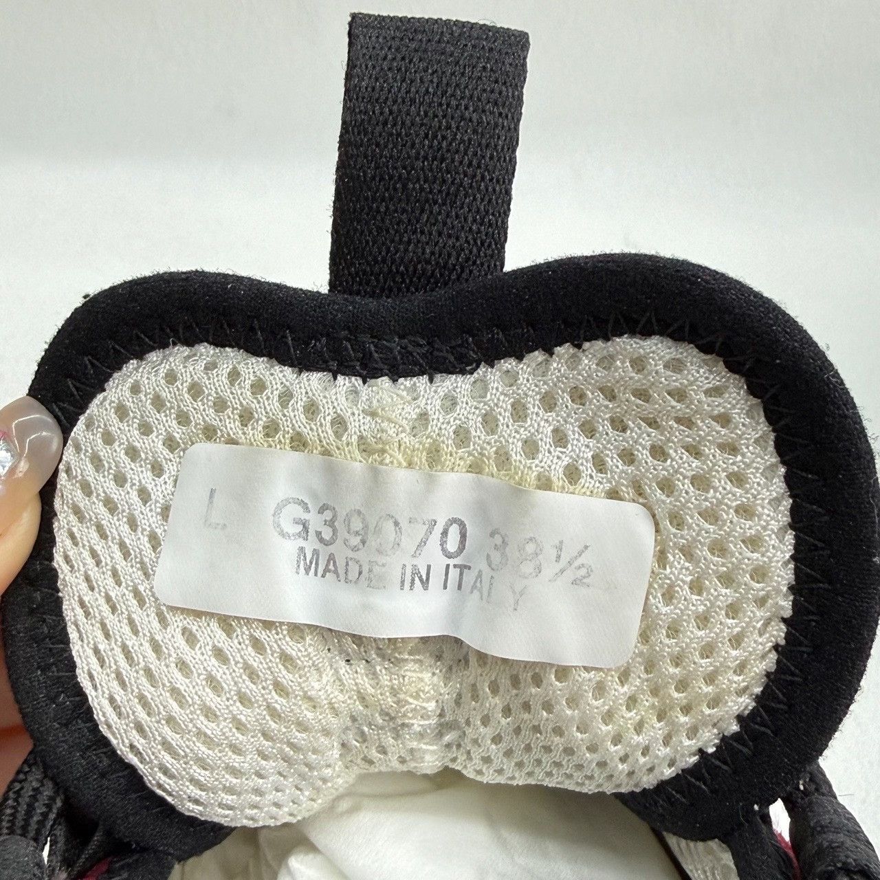 Chanel Chanel Casual Red Lowtop Sneakers us_7-5 Women Size US 7.5 / IT 37.5 - 5 Thumbnail