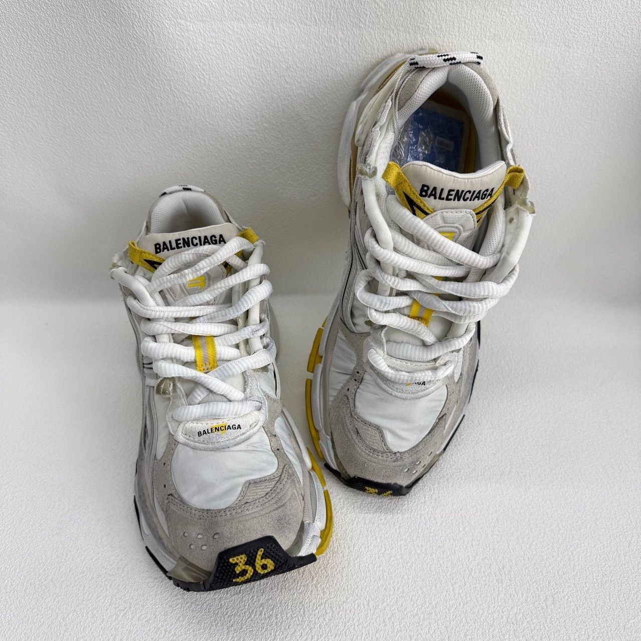 Balenciaga Balenciaga Running Yellow Lowtop Sneakers us_6 Women Size US 6 / IT 36 - 8 Thumbnail