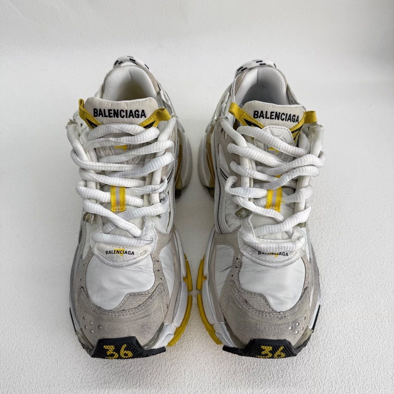 Balenciaga Balenciaga Running Yellow Lowtop Sneakers us_6 Women Size US 6 / IT 36 - 2 Thumbnail
